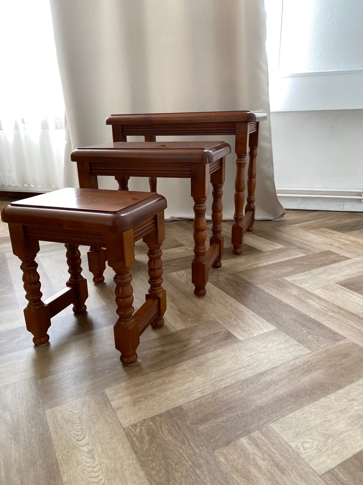 Tafels 3, echte hout, Ophalen