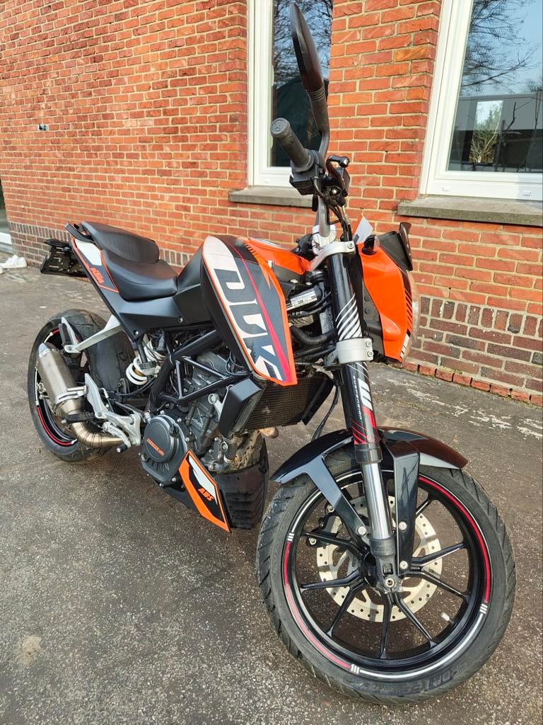KTM DUKE 125 A1 / rijbewijs B, LED Verlichting, Occasion, Particulier, Naked bike