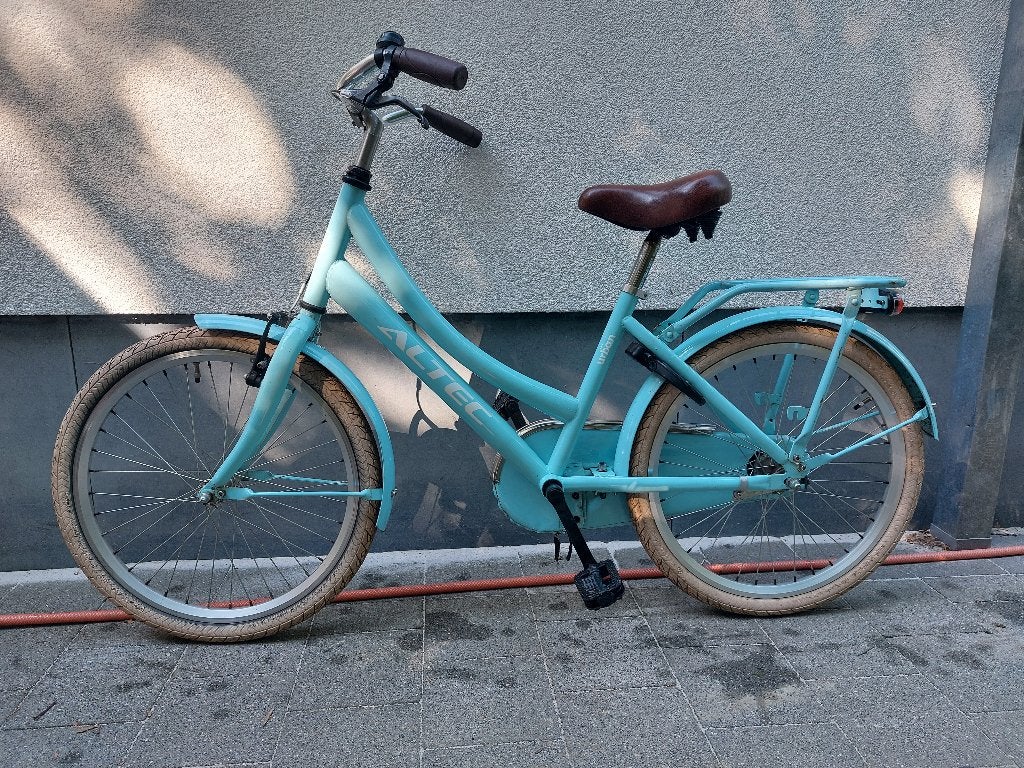 Meisjesfiets blauw 22 inch, Fietsen en Brommers, Ophalen, Terugtraprem, Gebruikt, Handrem