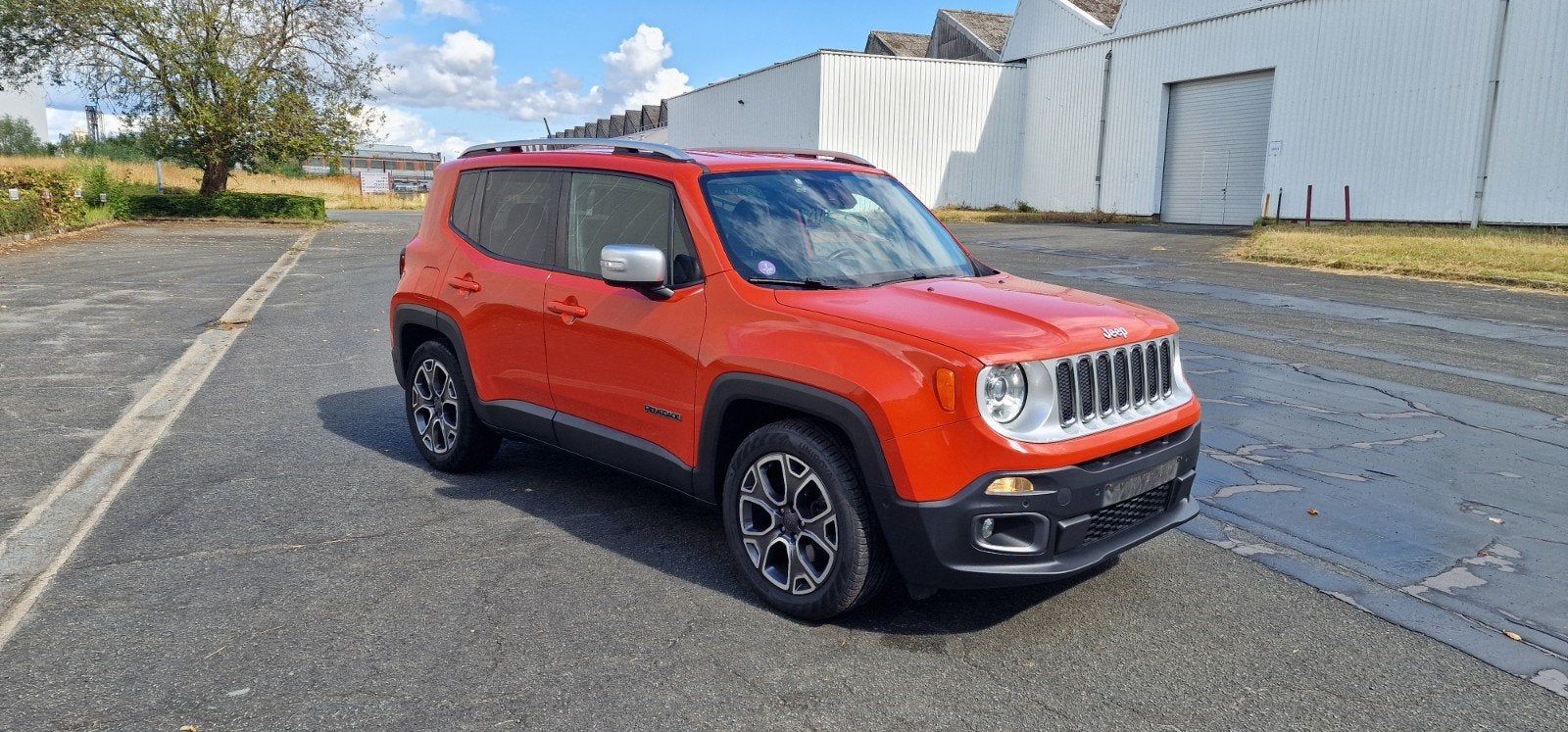 Jeep Renegade 1.4 Turbo Benzine 2017 Euro 6 2017, Auto's, Jeep, Dealer onderhouden, Navigatiesysteem, 1389 cc, Leder