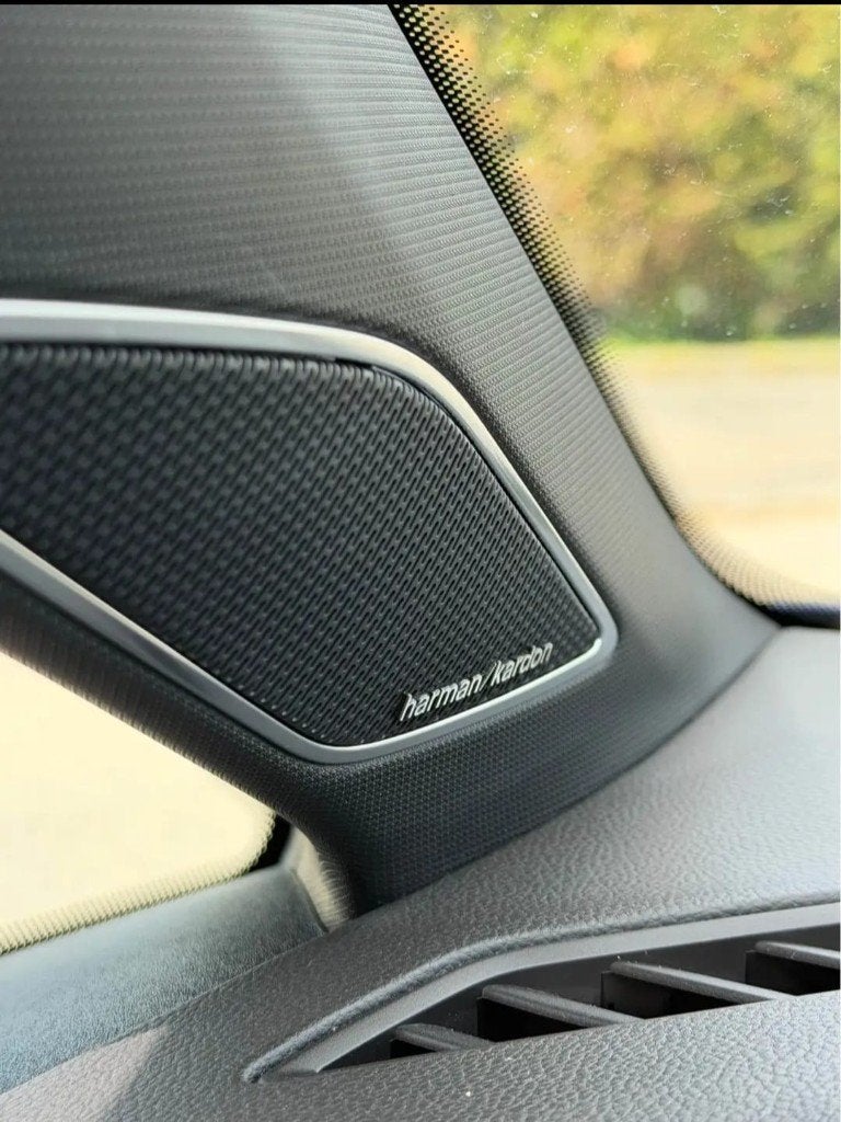 Golf r, Autos, Volkswagen, Particulier, Golf, Caméra 360°, 4x4, Adapté aux personnes handicapées, ABS, Caméra de recul, Phares directionnels