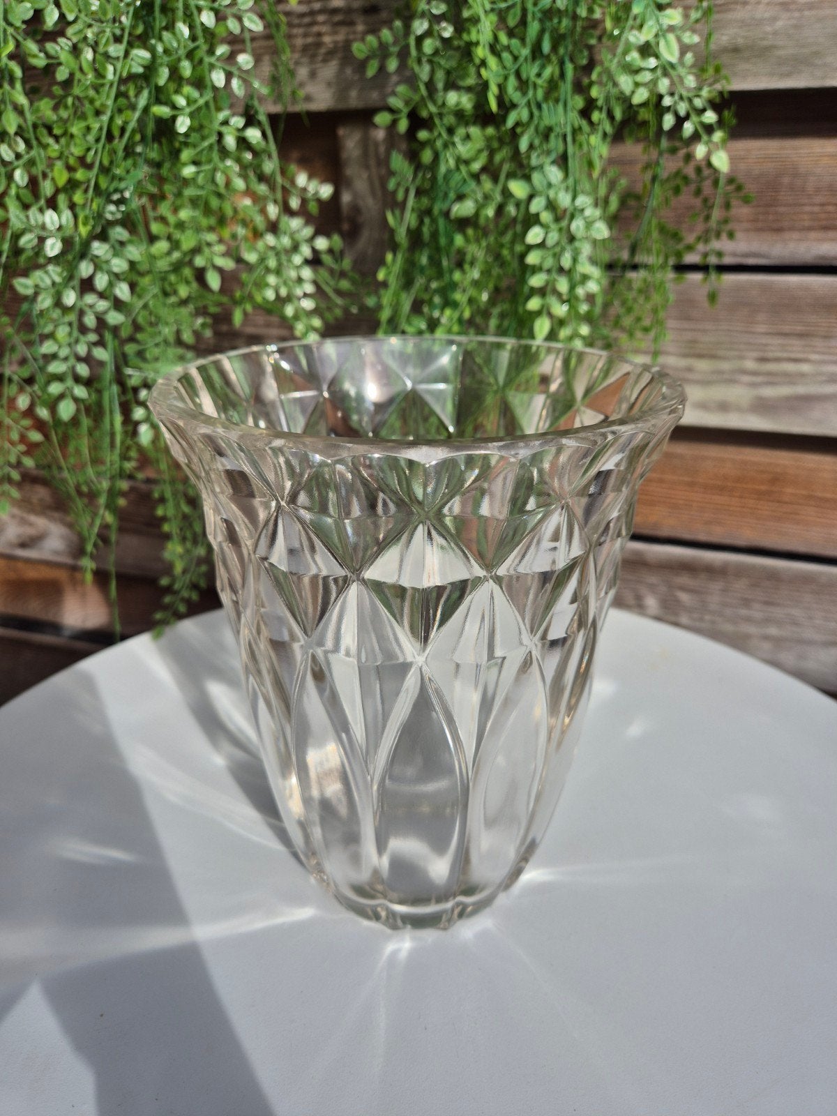 Val St Lambert Belgium Crystal Vase - Diamond/ Star Cut, Enlèvement ou Envoi