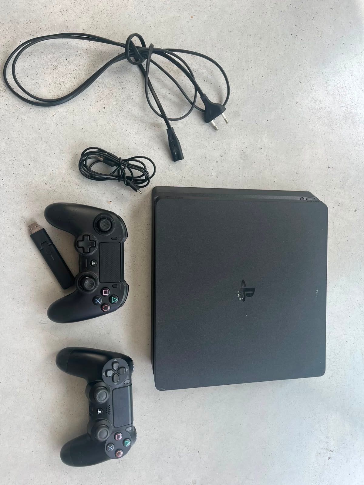 Playstation 4, Games en Spelcomputers, Ophalen, Gebruikt, Met 2 controllers, Original