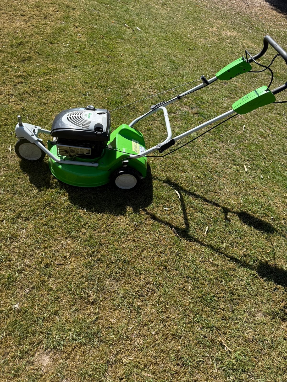 Grasmaaier, Tuin en Terras, Grasmaaiers, Ophalen, Cirkelmaaier, Zo goed als nieuw, Benzine-grasmaaier