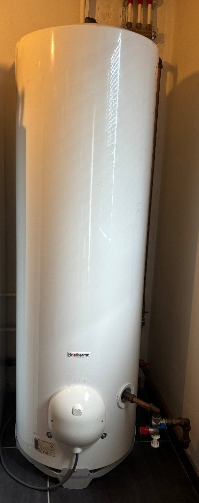 Boiler électrique 300L  Neotherme, 100 litres ou plus, Enlèvement, Utilisé, Boiler