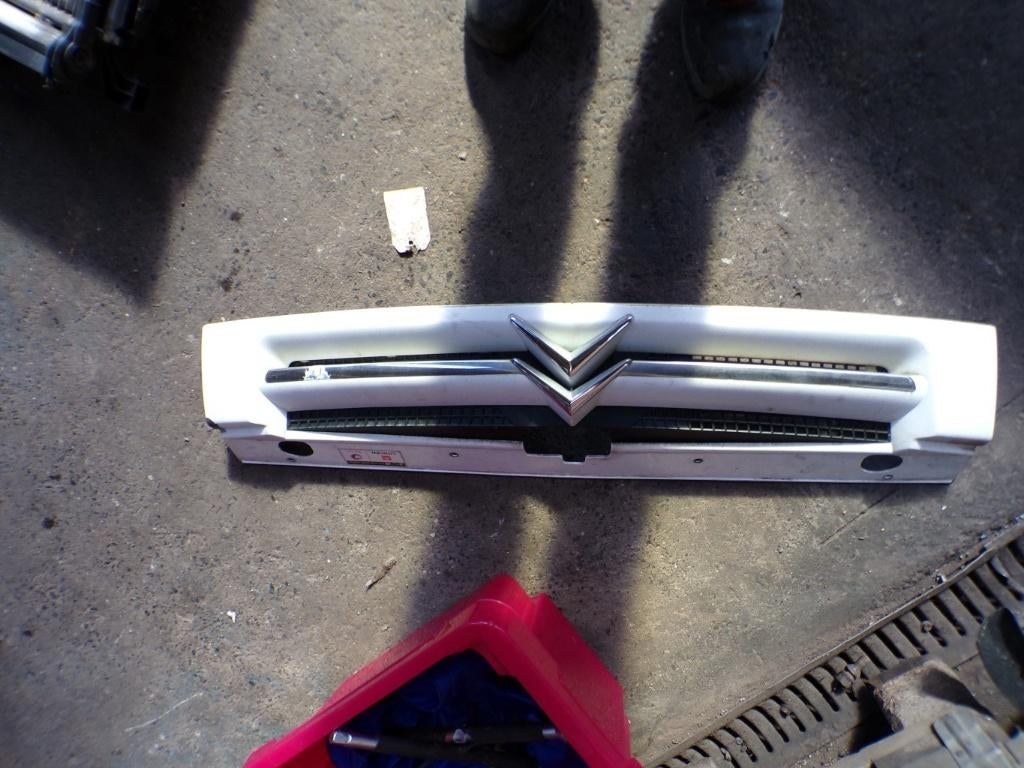 Calandre Citroen Berlingo 1 2002-2011 LP/15323, Ophalen, Gebruikt, Voor