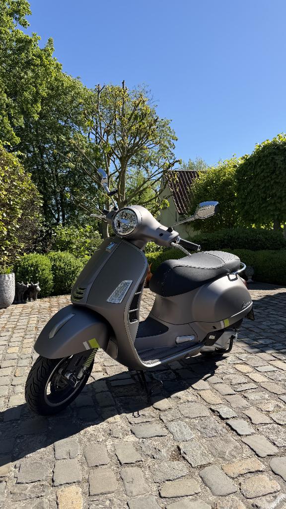 Vespa GTS Supertech 125cc, Motoren, Scooter, Gebruikt, Particulier, 125 cc