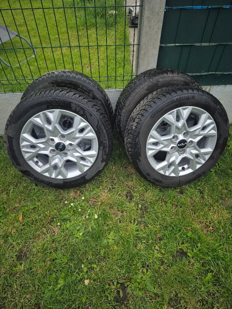 jantes alu kia 16", Pneus hiver, 16 pouces, Véhicule de tourisme, 205 mm