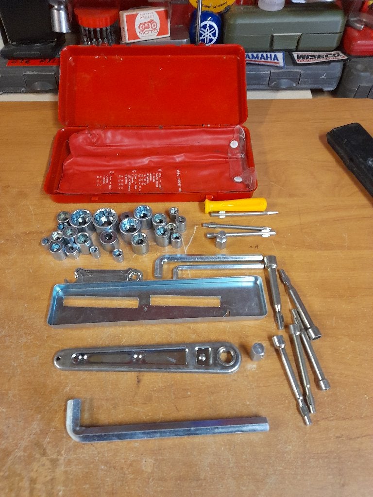 ancienne boite outils HERO cliquet douilles tournevis, Collections, Enlèvement ou Envoi, Comme neuf, Autres types