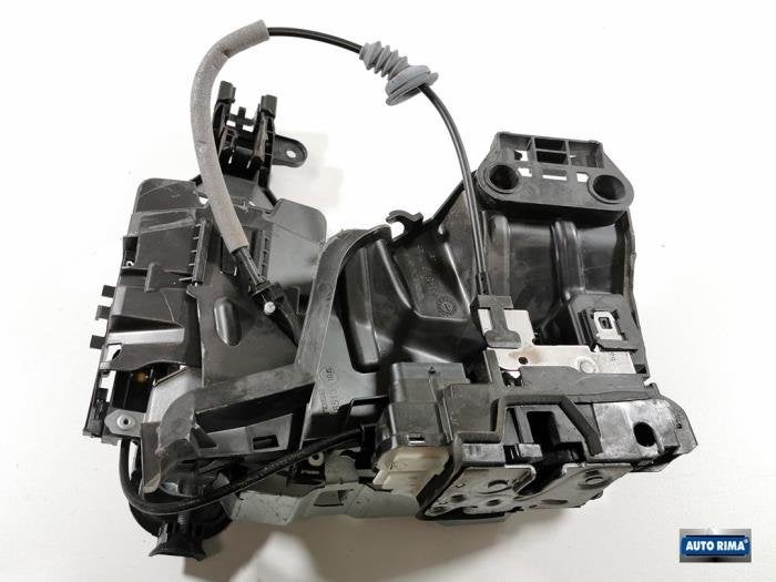 Serrure portière mécanique 4portes avant gauche d'un Volvo, -, 3 mois de garantie, -, -