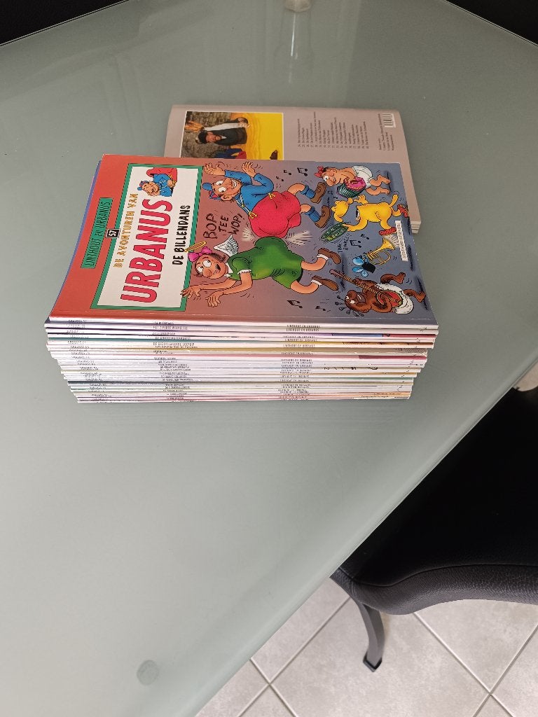 94 URBANUS strips in goede en nette staat, Boeken, Stripverhalen, Meerdere stripboeken, Ophalen of Verzenden, Zo goed als nieuw