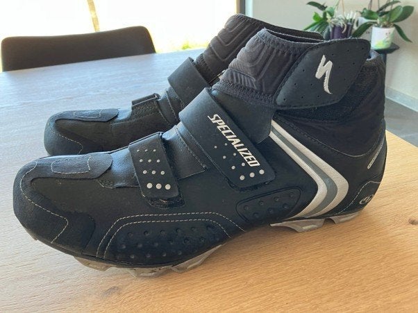 CHAUSSURES DE CYCLISME, Specialized, Enlèvement ou Envoi, Comme neuf, Autres tailles