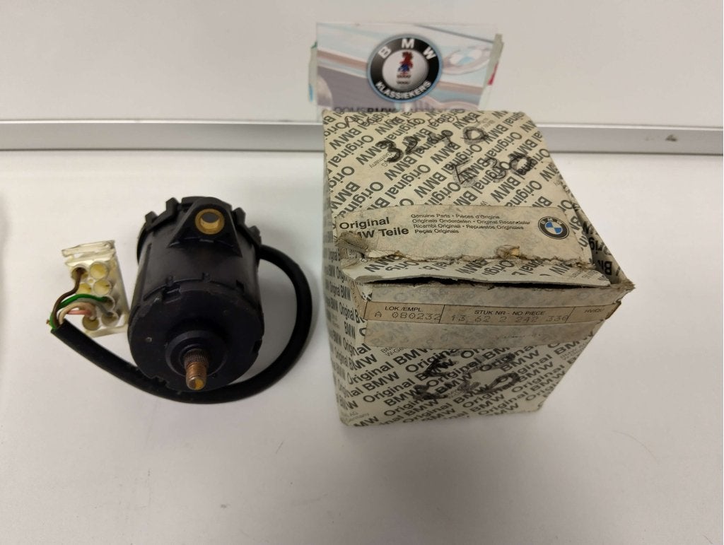 BMW E30 , E34 gaspedaal potentiometer 13622242330 NIEUW, Enlèvement ou Envoi, Niet ingevuld, BMW, Niet ingevuld