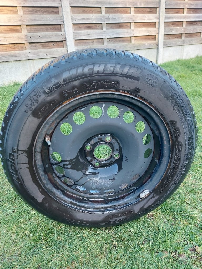 4x Michelin winterbanden met velgen, Ophalen, 15 inch, Banden en Velgen, 185 mm
