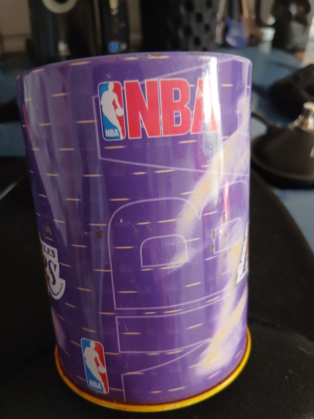 pot à crayons NBA, Enlèvement ou Envoi