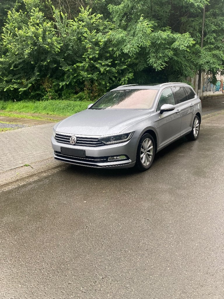 Volkswagen Passat variant Highline, Auto's, Volkswagen, Parkeersensor, 5 deurs, Particulier, Zilver of Grijs