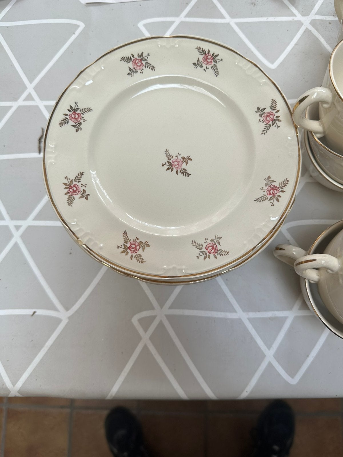 Retro servies met gouden rand, Antiek en Kunst, Ophalen