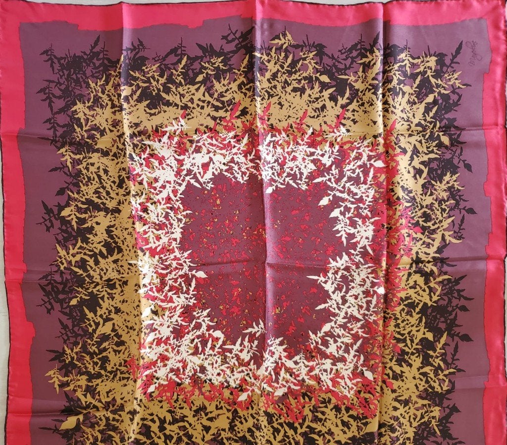 Foulard en soie Mayerline rouge, Enlèvement ou Envoi, Neuf, Écharpe