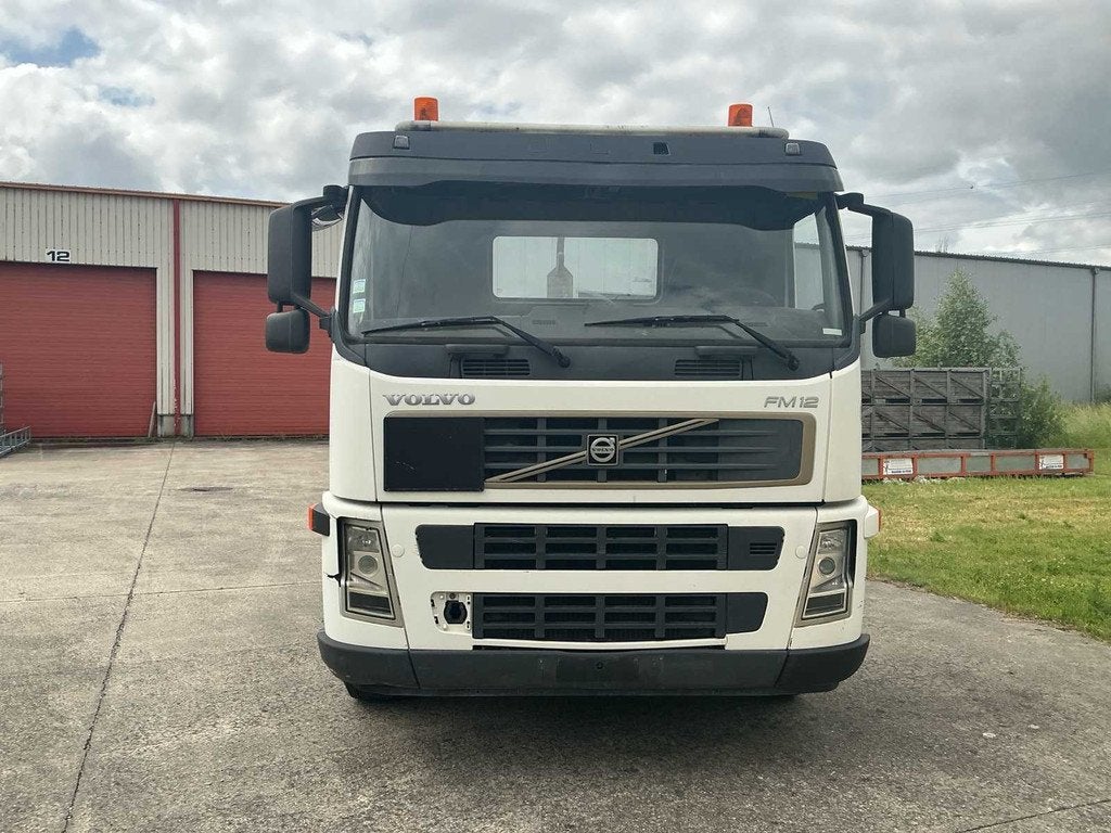 Volvo - 2004 - FM/FH 12 340 6x2R - Camion avec crochet à co, Achat, Entreprise, Autres carburants, Volvo