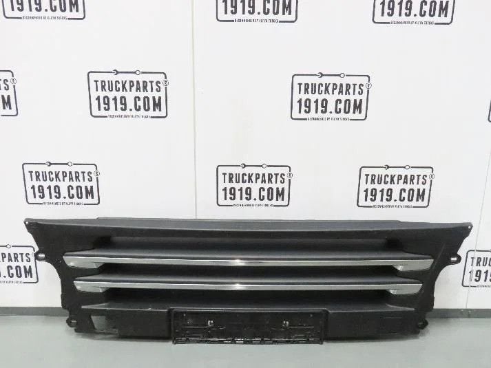 MAN Body & Chassis Parts Bumperdeel midden top, Auto-onderdelen, Ophalen, Gebruikt, MAN, Carrosserie en Plaatwerk