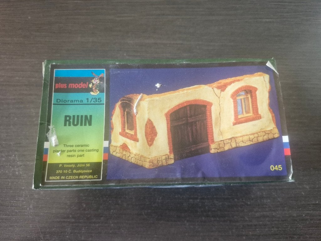 Plusmodel 1/35 Ruin, Hobby en Vrije tijd, Ophalen of Verzenden, Nieuw, 1:35 tot 1:50, Diorama