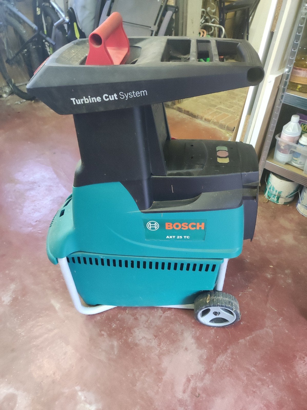 Broyeur BOSCH AXT 25 TC, Électrique, Enlèvement, Utilisé, Bac de ramassage