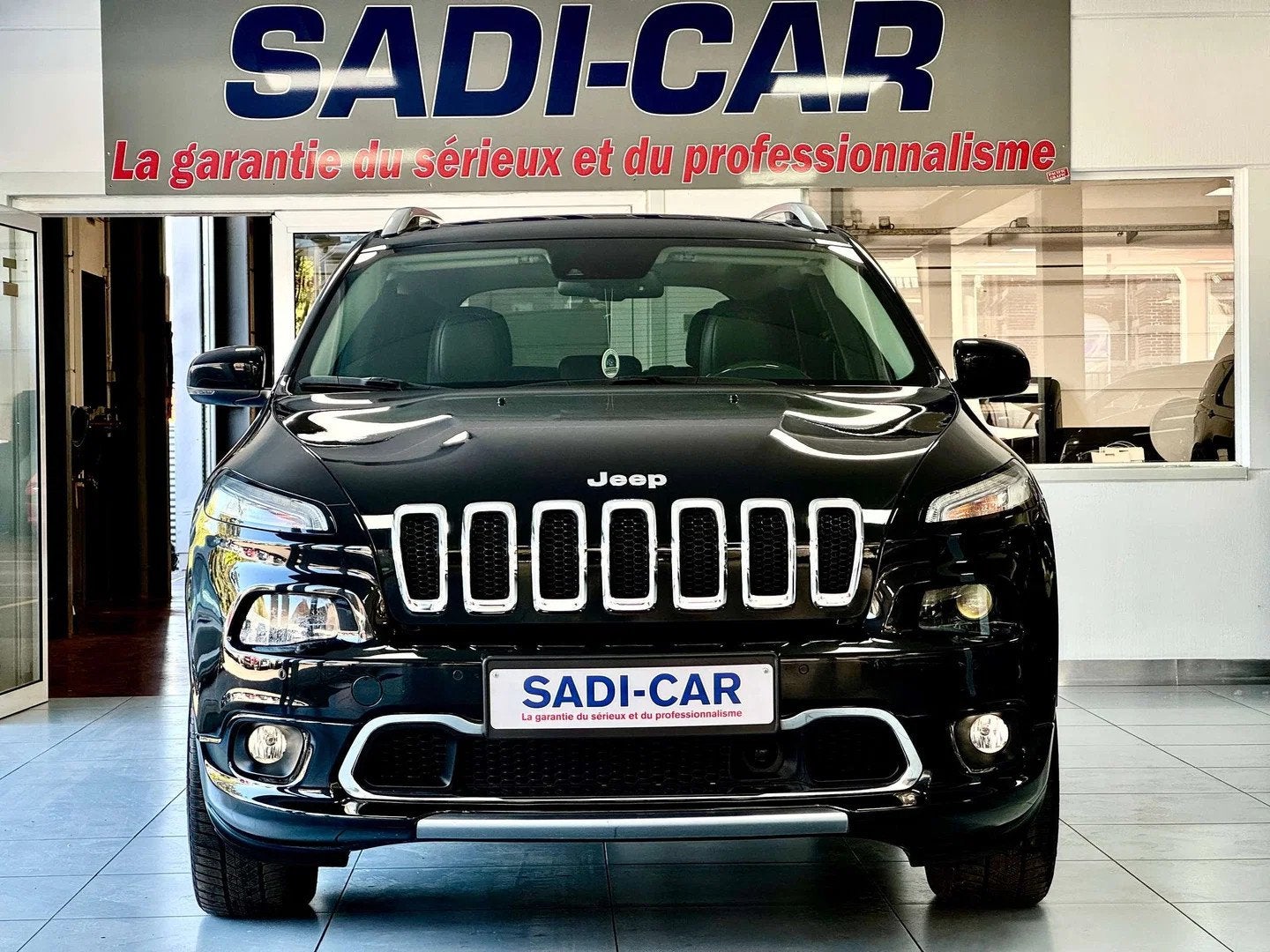 Jeep Cherokee 2.2 MJD 200cv 4WD OVERLAND DRIVE - FULL OPTION, Autos, Cuir, https://public.car-pass.be/vhr/d717f04f-bb48-4c96-b1b2-d8b7c18a8e41