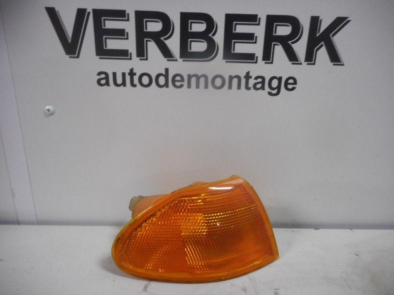 CLIGNOTANT DROIT Opel Astra F (53 / 54 / 58 / 59), Opel, Opel Automobile GmbH, Utilisé, Kontakt-opel@opel.com