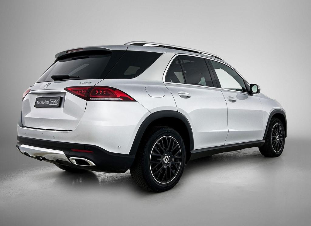 Mercedes-Benz GLE-klasse 300 D 4MATIC SUV AMG Line Panoramis, Autos, Mercedes-Benz, 2700 kg, Argent ou Gris, Achat, 2165 kg