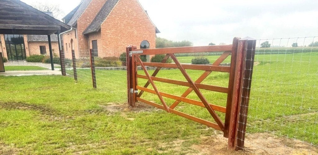 Engelse hardhouten weidepoorten EINDEREEKS, 100 tot 150 cm, Nieuw, Ophalen of Verzenden, Hout