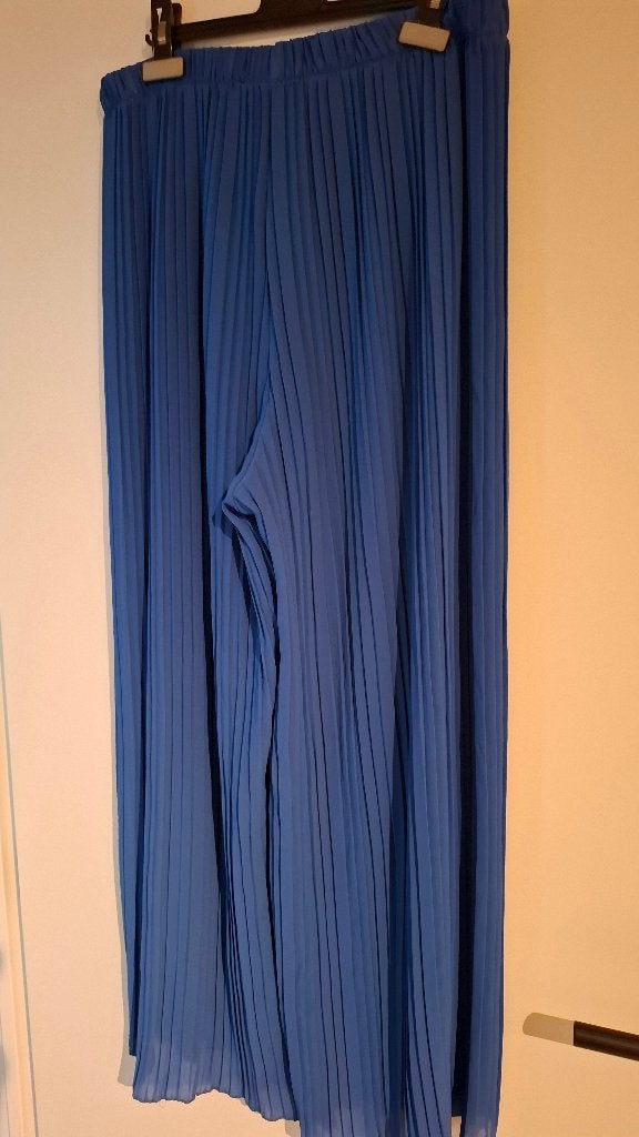 Blauwe broekrok lang, Kleding | Dames, Broeken en Pantalons, Ophalen, Blauw, Maat 42/44 (L), Nieuw