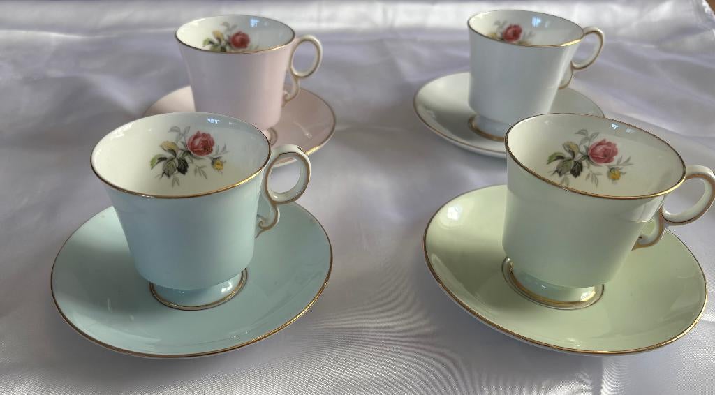 4 tasses de Adderley Fine Bone China, Ophalen of Verzenden, Porselein