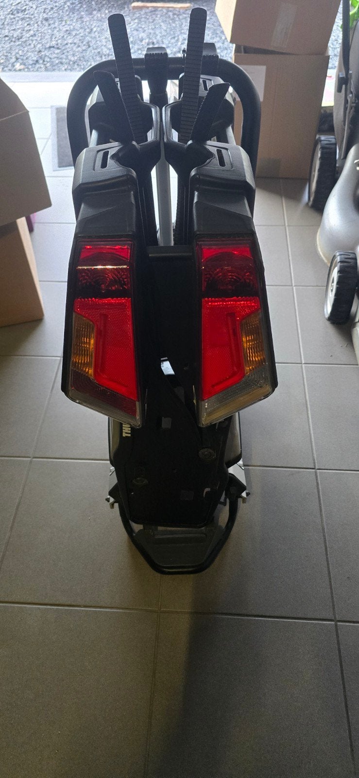 Thule fietsendrager Easyfold XT 933, Ophalen