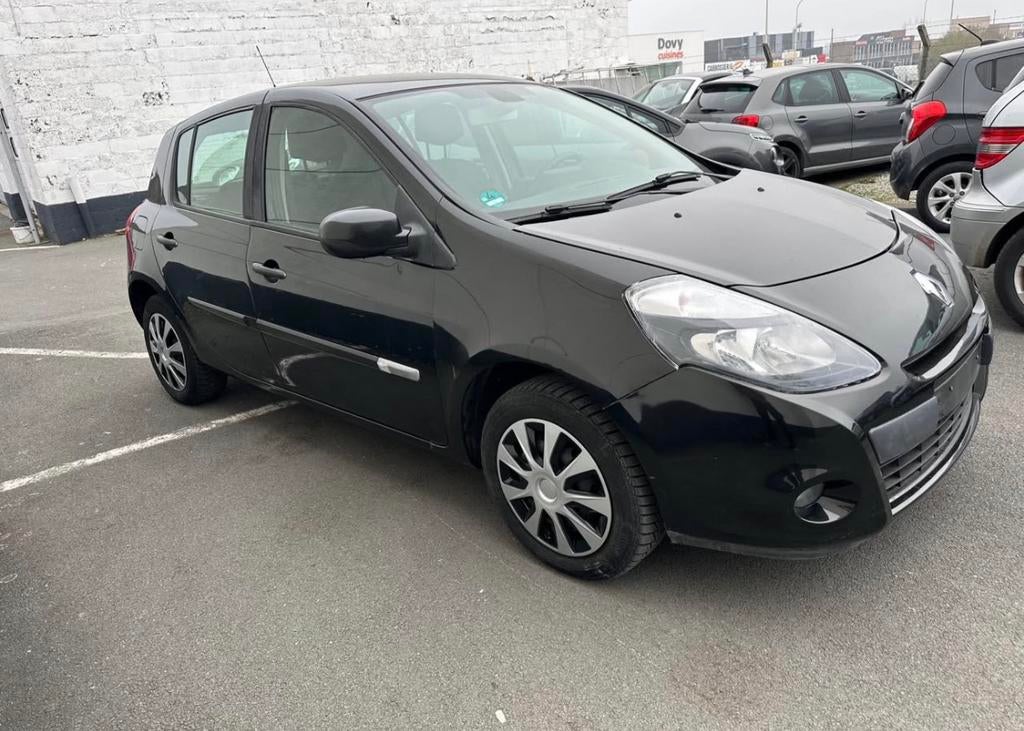 Renault clio pret a immatriculer, Achat, Boîte manuelle, Entretenue par le concessionnaire, Noir