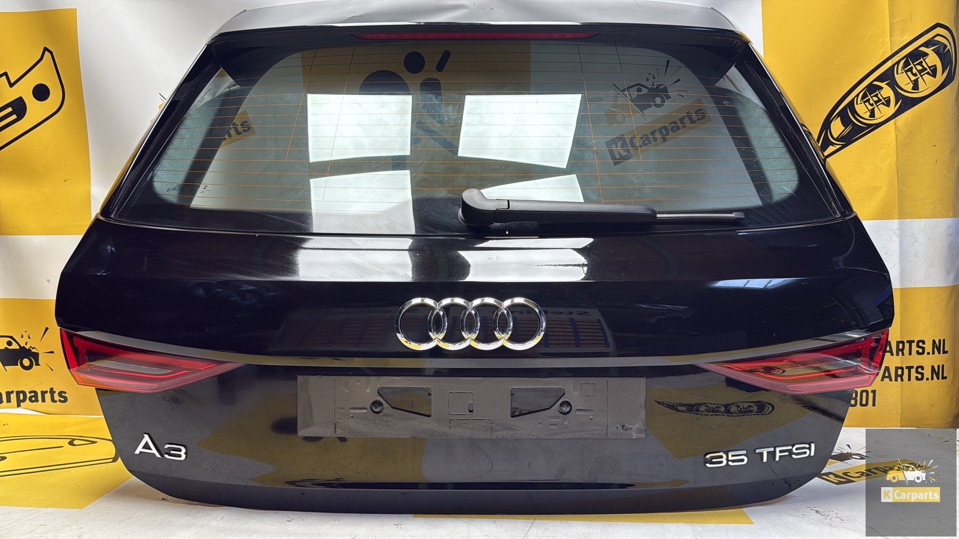 AUDI A3 8Y Sportback zwart achterklep 2019+, Gebruikt, AUDI AG, Auto-Union-Strasse 1
85045  Ingolstadt, DE, Audi