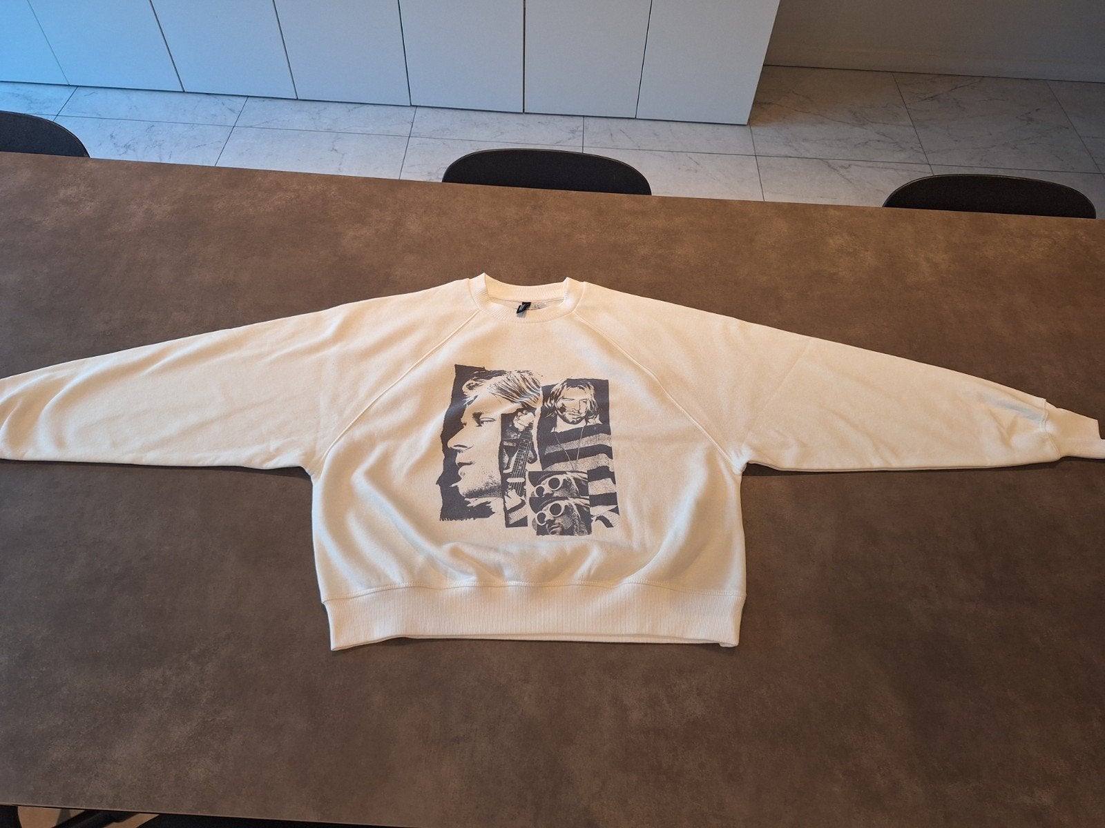 trui H&M maat S Kurt cobain, H&M, Enlèvement ou Envoi, Taille 36 (S), Comme neuf