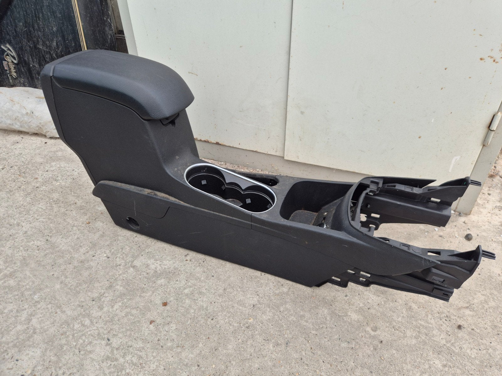 Ford Fiesta mk7 middenconsole met armsteun, Ophalen of Verzenden, Ford