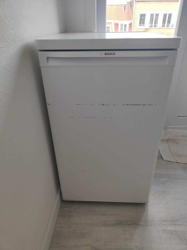Gratis Bosch frigo met vriesvakje, Electroménager, Avec compartiment congélateur, 85 à 120 cm, Enlèvement, Utilisé