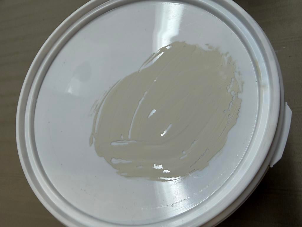 Crèmewitte primer/voorstrijk voor binnen en buiten 2,5liter, Ophalen, Nieuw, Acrylverf