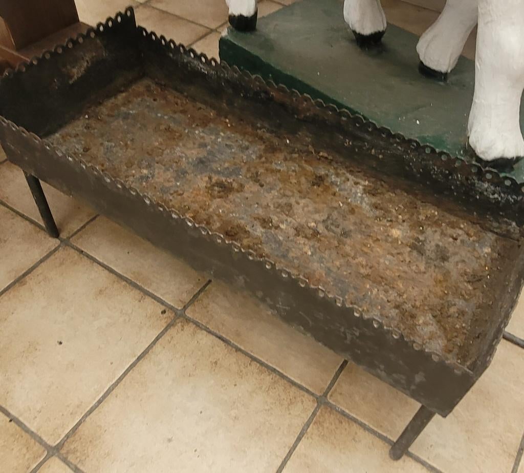 Auge ou Jardinière ancienne en fer , Jardin & Terrasse, Terrasses, Enlèvement, Utilisé, Autres matériaux