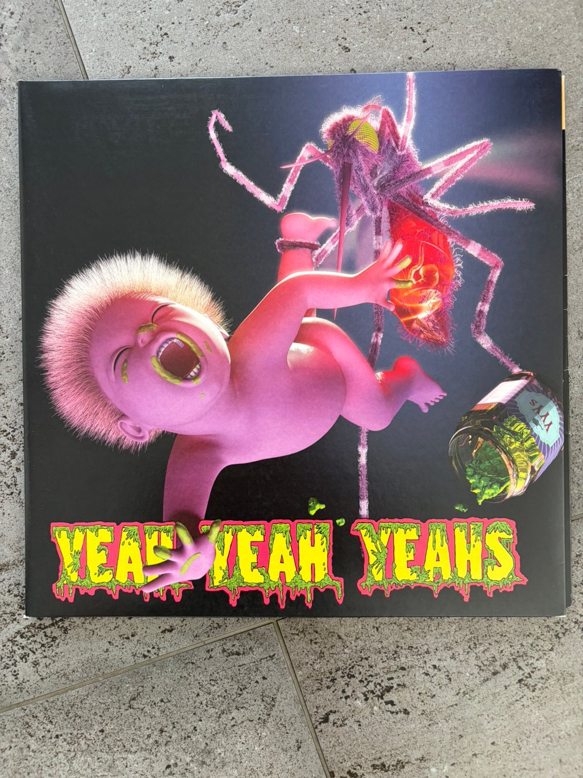 Yeah yeah yeahs, Enlèvement, Comme neuf