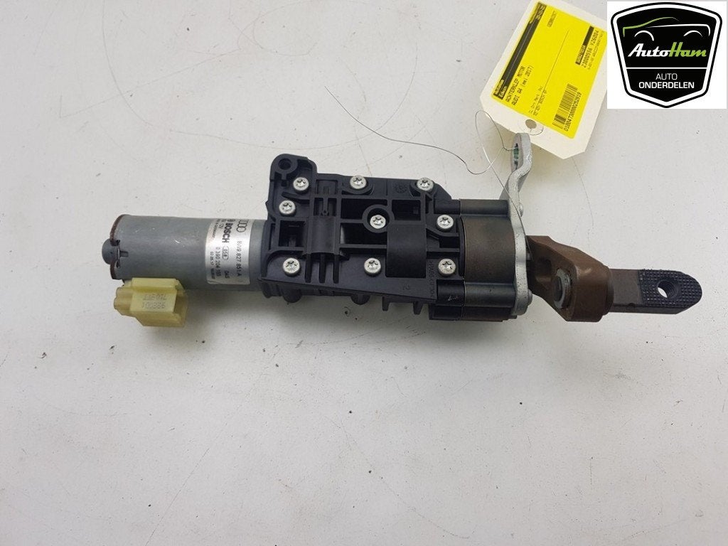 MOTEUR DE HAYON Audi A4 Avant (B9) (01-2015/10-2019), Utilisé, Audi, Haillon arrière