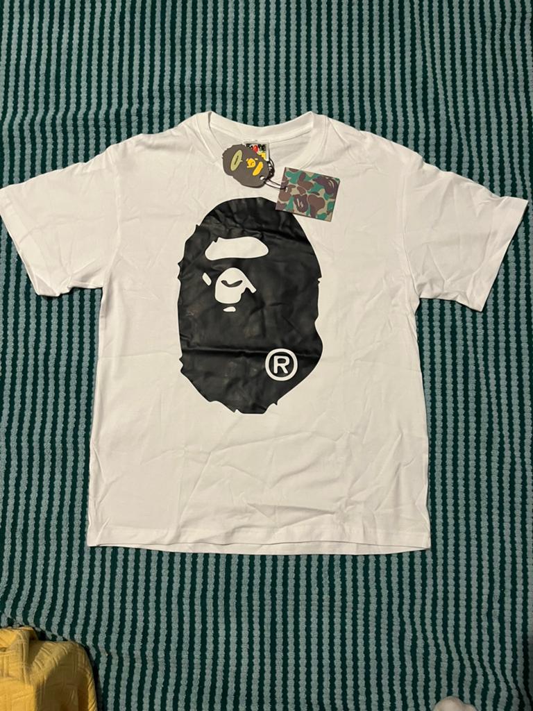 Bape tshirt wit met zwart print, Kleding | Heren, T-shirts, Ophalen of Verzenden, Zo goed als nieuw, Wit