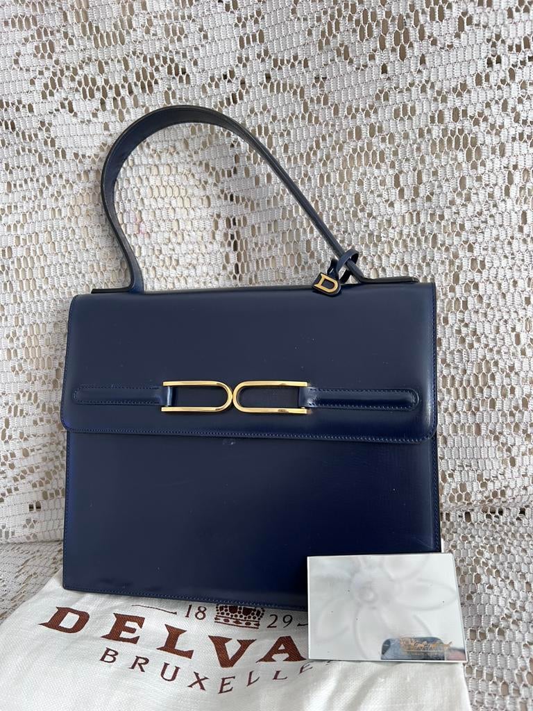 Sac DELVAUX cuir bleu marine impeccable, Bijoux, Sacs & Beauté, Enlèvement ou Envoi, Comme neuf, Bleu