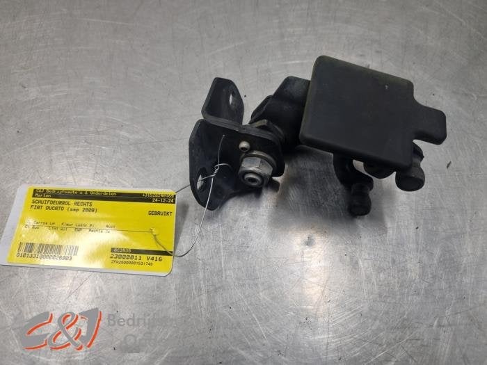 Roulette porte coulissante droite d'un Fiat Ducato (EWP), -, 3 mois de garantie, Utilisé, Fiat