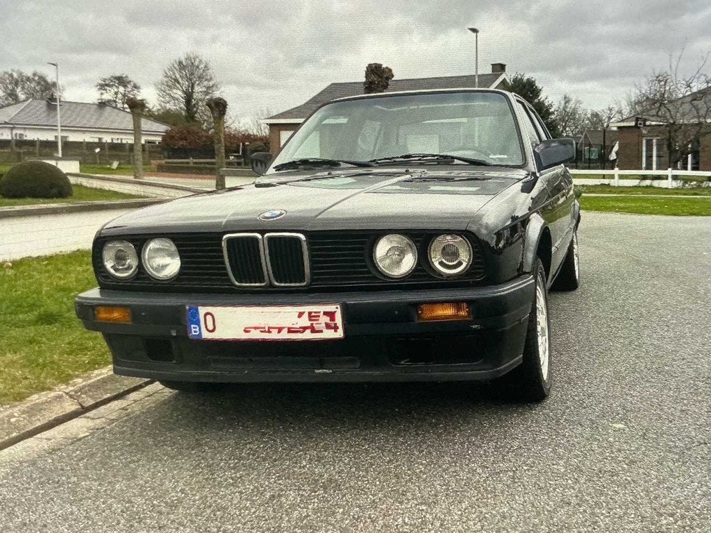 BMW Série 3 E30 318 Voiture Classique, Autos, Achat, Entreprise, Autre carrosserie, Automatique
