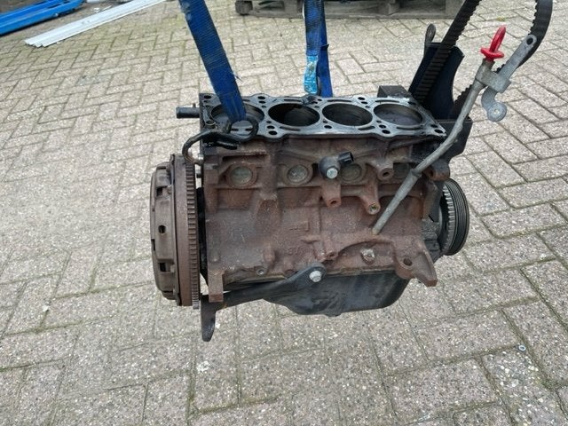 BLOC MOTEUR INFÉRIEUR Fiat 500 (312) (01-2007/12-2012), Autos : Pièces & Accessoires, FCA Germany GmbH, IPC D1-09 Bahnhofsplatz
65423  Rüsselsheim am Main, DE
