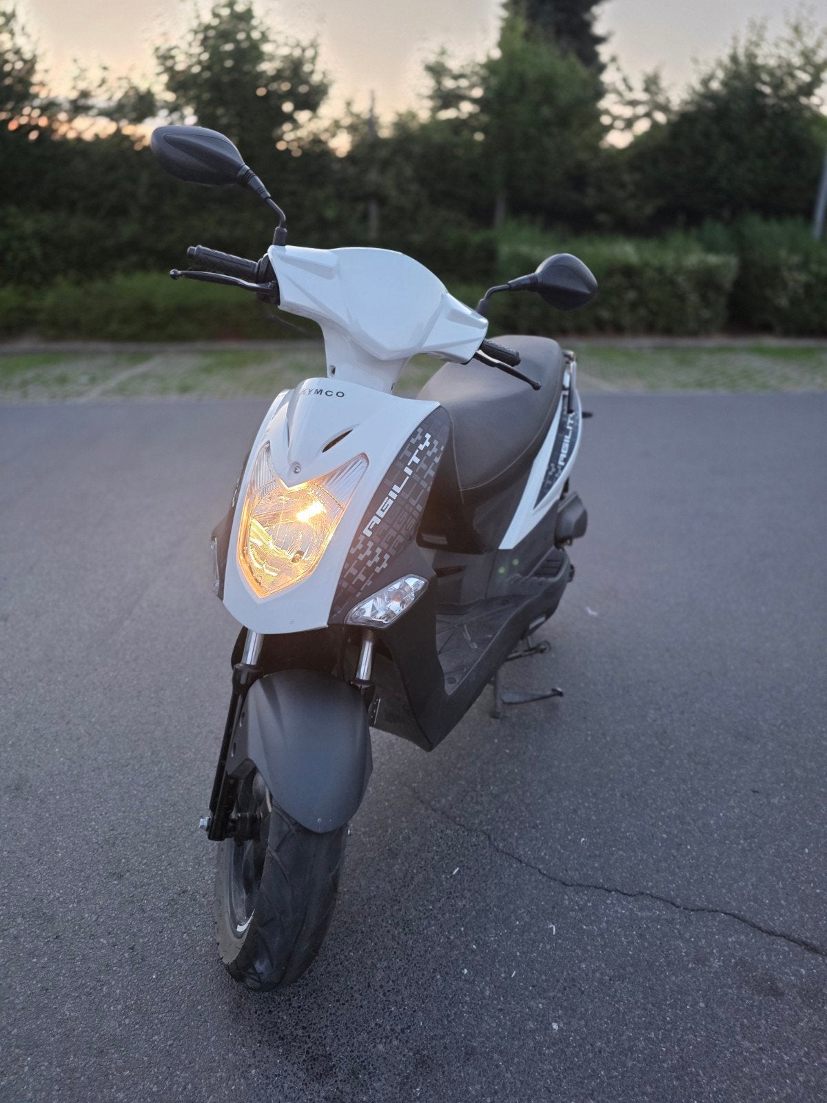 b klasse Kymco Agility bouwjaar 2025, Fietsen en Brommers, Ophalen, 50 cc, Klasse B (45 km/u), Zo goed als nieuw