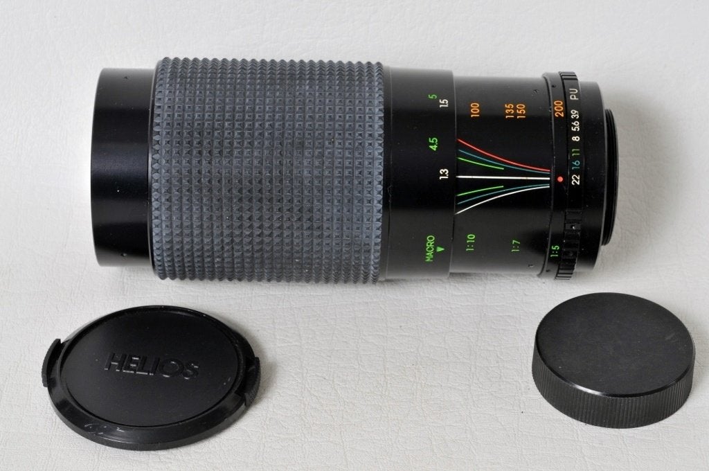 Hélios zoom 80-200 mm 3.9 + 2 bouchons PAS DE VIS 42 mm., Envoi, Comme neuf, Reflex miroir