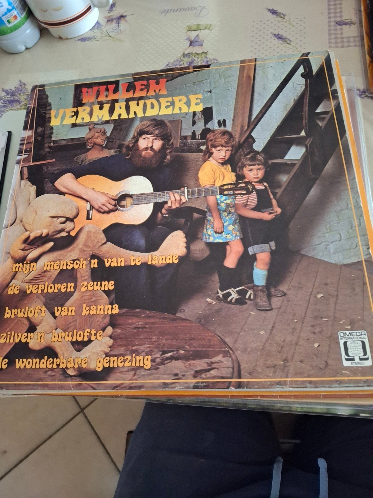 Willem vermandere 1975, Verzenden